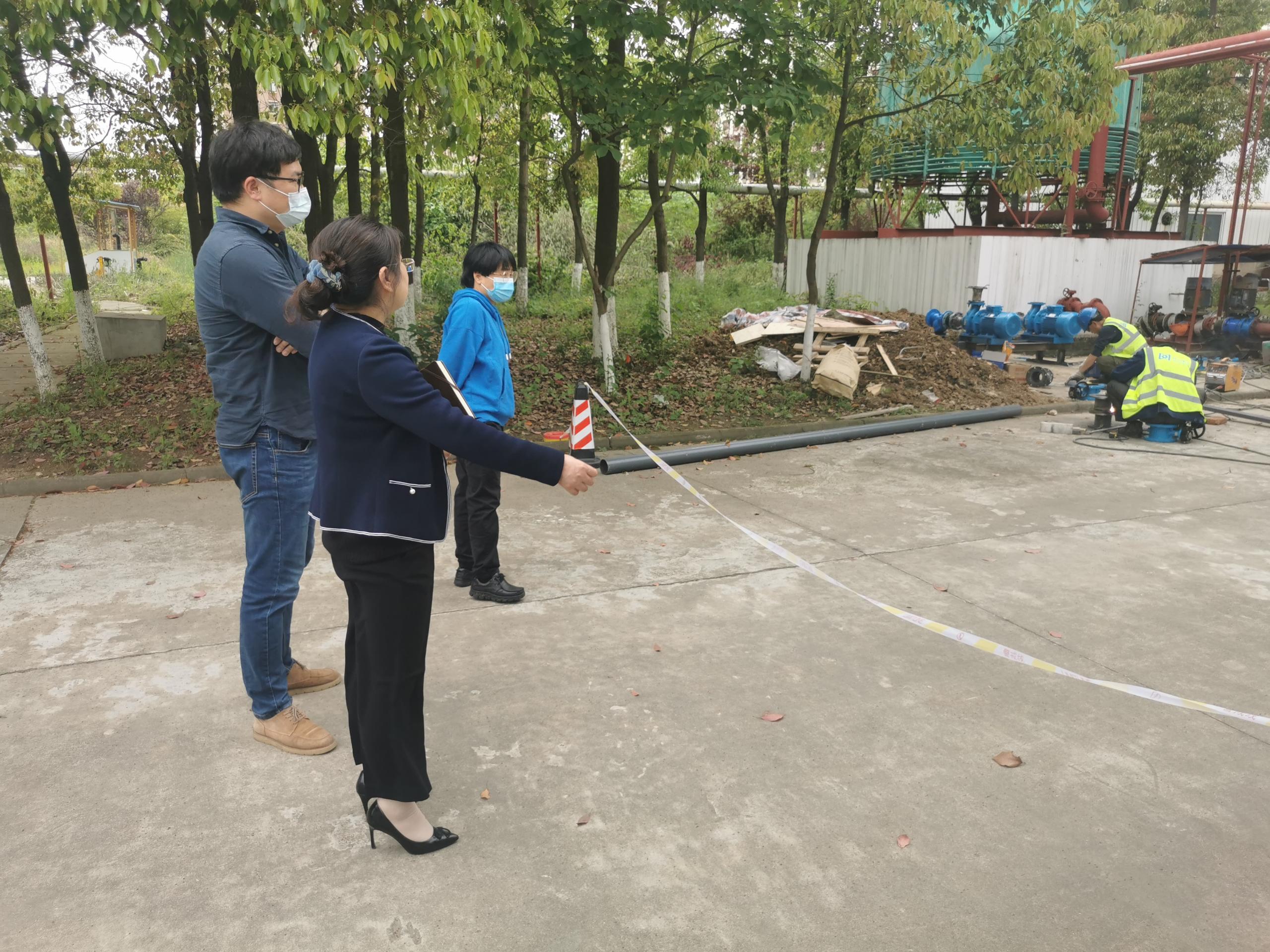 185521114.jpg 185521114.jpg